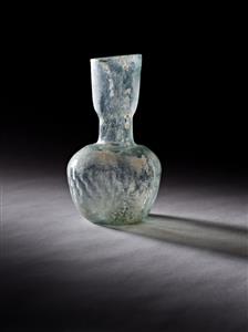 Bottle  
 Photographer:Meidad Suchowolski