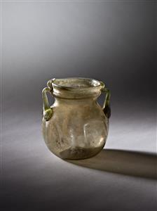 Small Jar  
 Photographer:Meidad Suchowolski