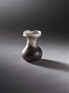 Bottle  
 Photographer:Meidad Suchowolski