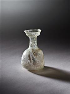 Bottle  
 Photographer:Meidad Suchowolski
