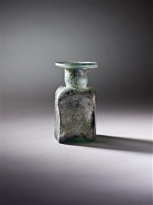 Bottle Square 
 Photographer:Meidad Suchowolski