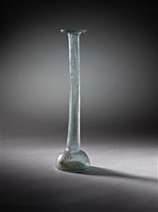 Bottle Candlestick
Photographer:Meidad Suchowolski