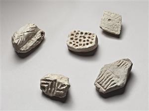 Stamp Seal Engraved 
 Photographer:Meidad Suchowolski