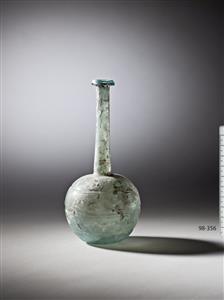 Bottle  
 Photographer:Meidad Suchowolski