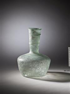 Bottle  
 Photographer:Meidad Suchowolski