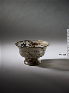 Bowl  
 Photographer:Meidad Suchowolski