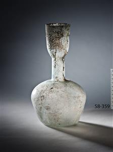 Bottle  
 Photographer:Meidad Suchowolski