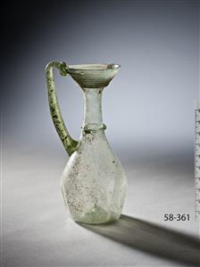 Jug  
 Photographer:Meidad Suchowolski