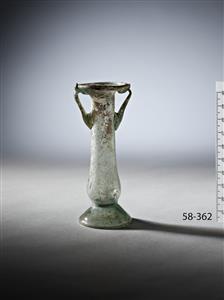 Small Jar  
 Photographer:Meidad Suchowolski
