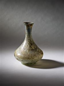 Bottle  
 Photographer:Meidad Suchowolski