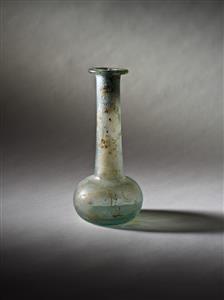 Bottle Candlestick
Photographer:Meidad Suchowolski