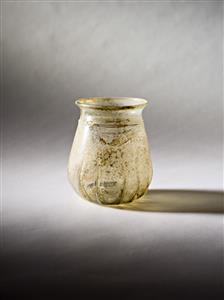 Beaker  
 Photographer:Meidad Suchowolski