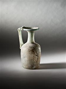 Jug
Photographer:Meidad Suchowolski