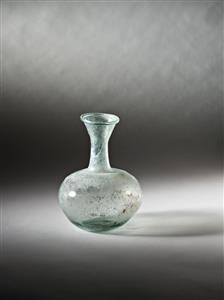 Bottle
Photographer:Meidad Suchowolski