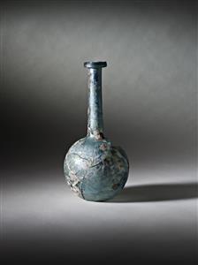 Bottle  
 Photographer:Meidad Suchowolski