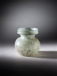 Small Jar  
 Photographer:Meidad Suchowolski