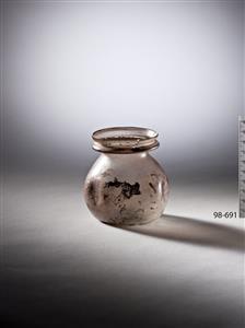 Small Jar  
 Photographer:Meidad Suchowolski