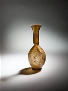 Bottle Piriform
Photographer:Meidad Suchowolski
