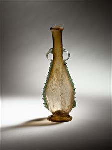 Bottle Piriform
Photographer:Meidad Suchowolski