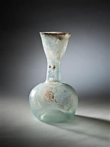 Bottle  
 Photographer:Meidad Suchowolski