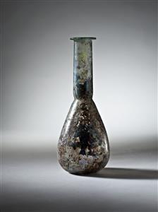 Bottle Piriform 
 Photographer:Meidad Suchowolski