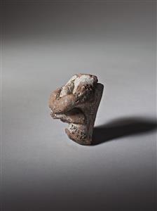 Body Pillar figurine White Slip
Photographer:Meidad Suchowolski