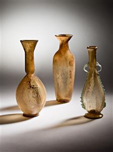Bottle
Photographer:Meidad Suchowolski