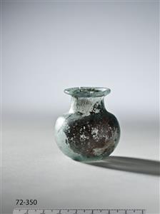 Bottle  
 Photographer:Meidad Suchowolski