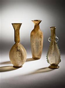 Bottle
Photographer:Meidad Suchowolski
