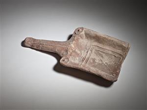 Incense Shovel
Photographer:Meidad Suchowolski