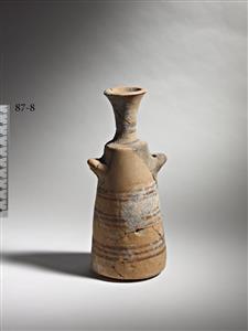 Bottle Philistine 
 Photographer:Meidad Suchowolski