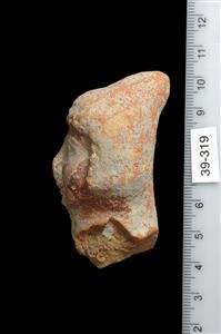 Head Pillar figurine   
 Photographer:Yolovitch Yael