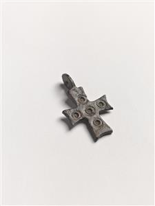 Pendant Cross 
 Photographer:Meidad Suchowolski