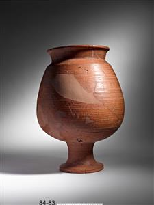 Goblet Slipped Red
Photographer:Meidad Suchowolski