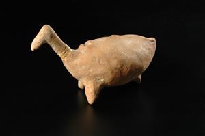 כלי דמוי בעל חיים דמוי ציפור 
 צלם:יולוביץ יעל
