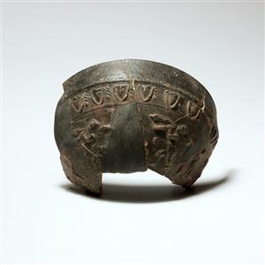 Fragment Bowl Decorated in Relief
Photographer:Yolovitch Yael