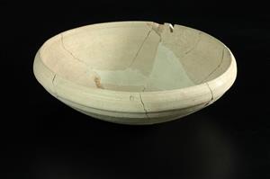 Bowl  
 Photographer:Yolovitch Yael