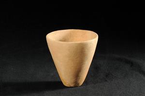 V-Shaped Bowl
Photographer:Yolovitch Yael