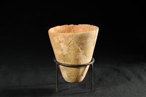 V-Shaped Bowl
Photographer:Yolovitch Yael