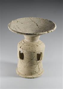 Chalice Fenestrated
Photographer:Koren Miki