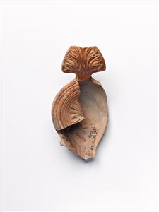Fragment Lamp Roman Imperial
Photographer:Meidad Suchowolski