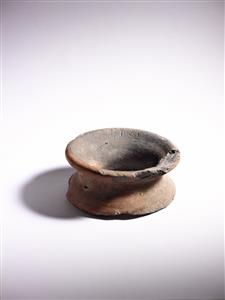 Cylindrical Stand Inscribed
Photographer:Meidad Suchowolski