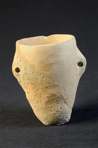Small Jar With Pierced Lug Handles
Photographer:Yolovitch Yael