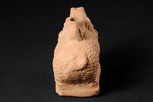 Zoomorphic Vessel Boar 
 Photographer:Yolovitch Yael