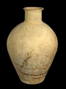 Pithos Lugged 
 Photographer:Clara Amit