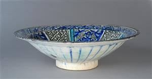 Bowl With Vegetal Decoration
Photographer:Clara Amit