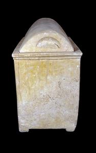 Ossuary & Lid
Photographer:Mariana Salzberger