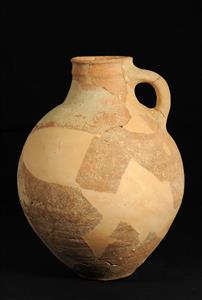 Jug  
 Photographer:Yolovitch Yael