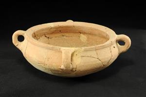 Bowl Four Handled
Photographer:Yolovitch Yael