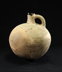 Jug  
 Photographer:Yolovitch Yael